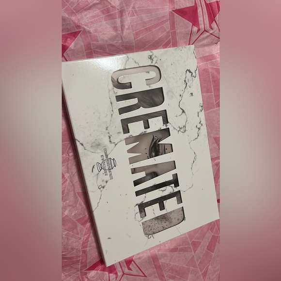 Jeffree Star cremated palette - Picture 3 of 3